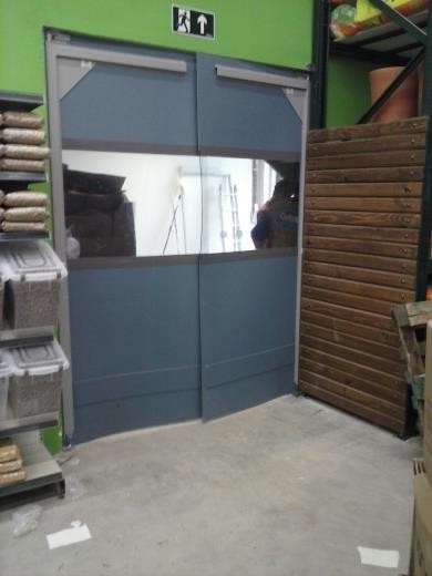 Portas de PVC Flexível - Instalação em ambiente industrial
